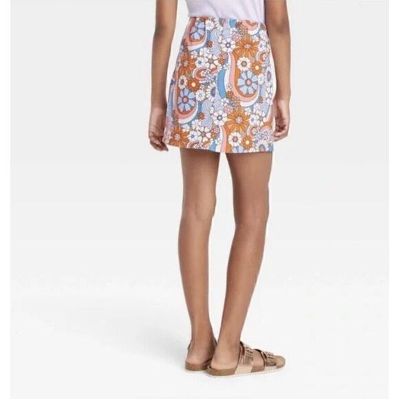 Girls' Notch Skirt - art class Pink Floral X Large. Zipper closer NWT. L - Picture 3 of 5